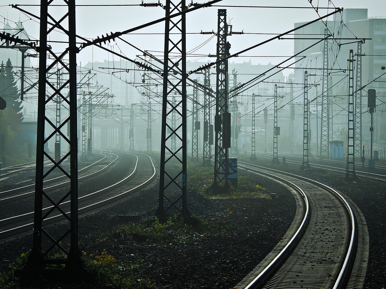 Europe revises a series of standards for railway